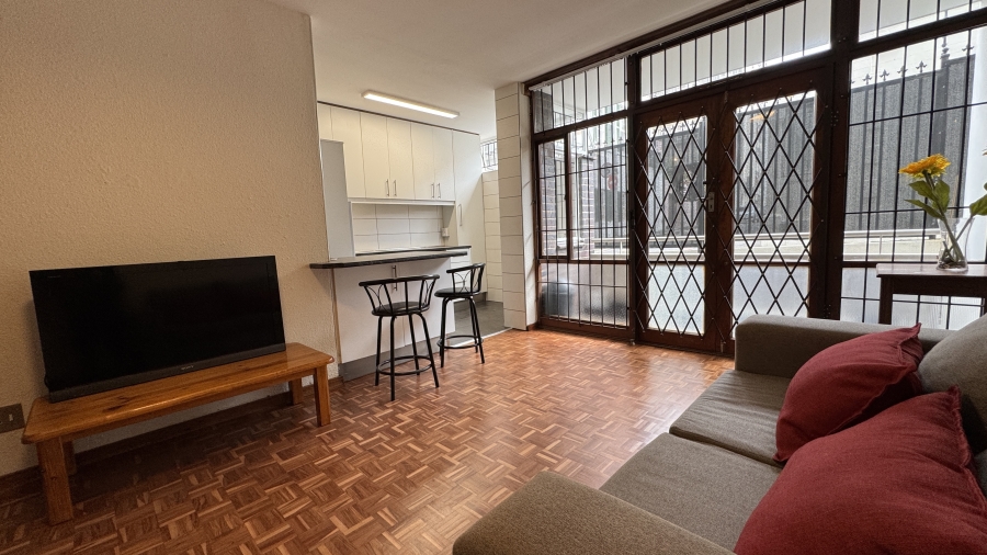 To Let 1 Bedroom Property for Rent in Gardens Western Cape